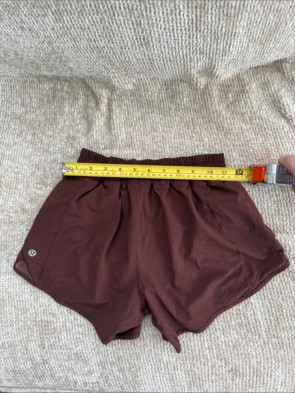 Lululemon Hotty Hot Shorts - Picture 9 of 9